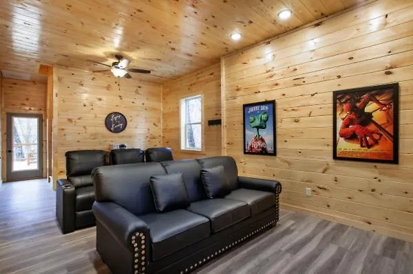Escape To Nature'S Embrace - Indoor Pool & Theatre