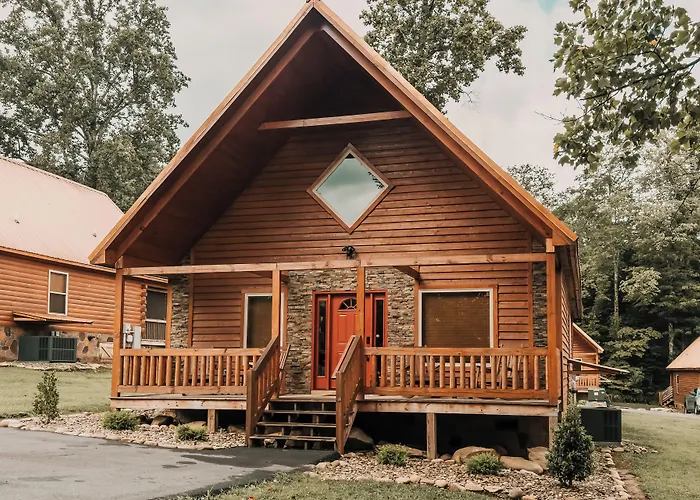 Gatlinburg Mountain Cabin: 4 Mi To National Park!
